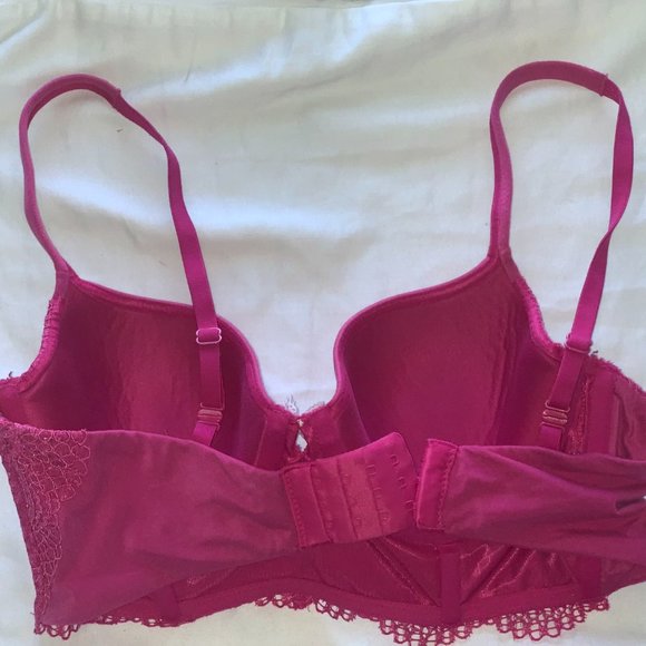Victoria's Secret Body by Victoria Pink Lined Demi Bra Size 34C RGUC - Picture 2 of 3